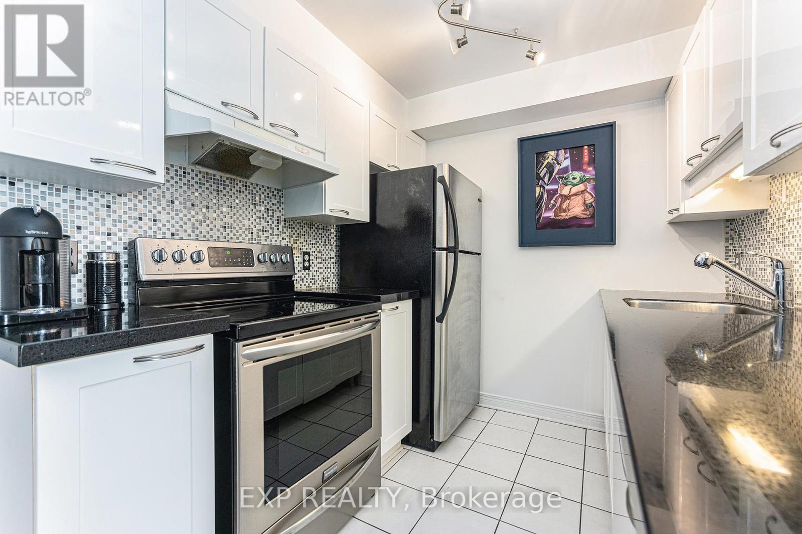 












1106 - 429 SOMERSET STREET W

,
Ottawa,




Ontario
K2P2P5

