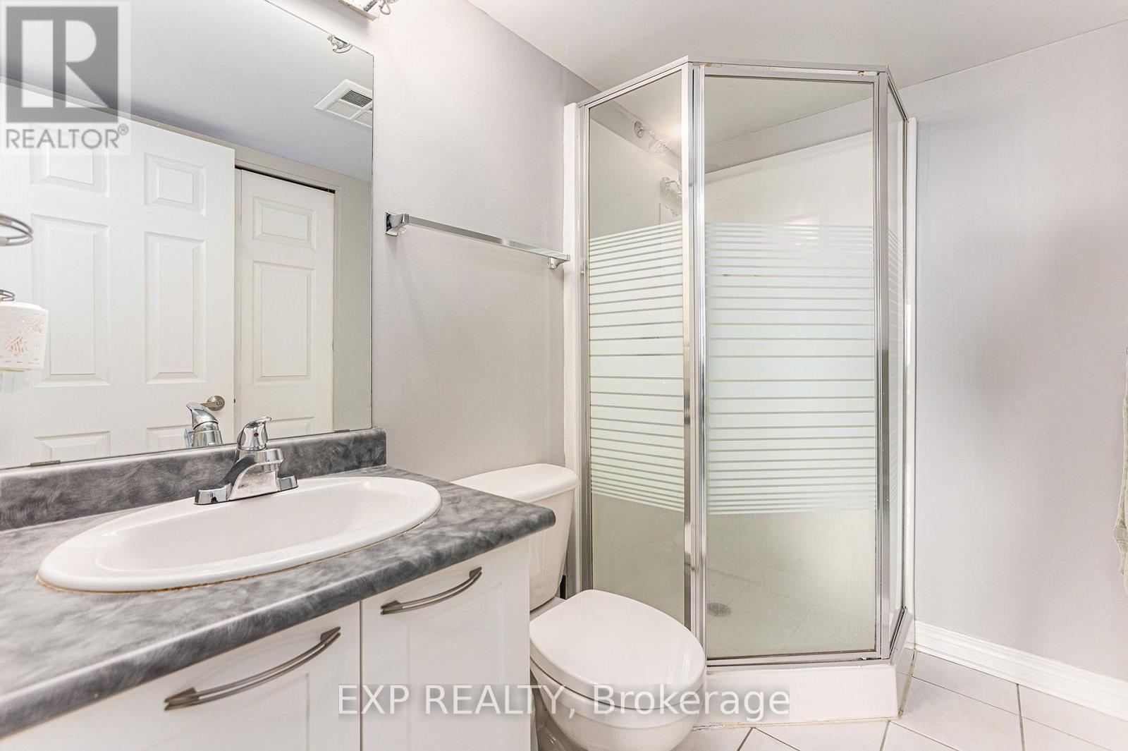 












1106 - 429 SOMERSET STREET W

,
Ottawa,




Ontario
K2P2P5

