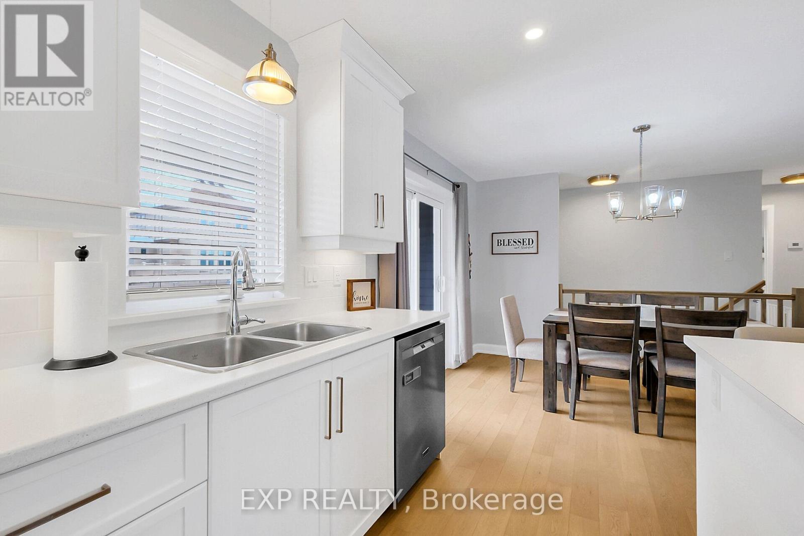 












246 STATION TRAIL

,
Russell,




Ontario
K4R0C9

