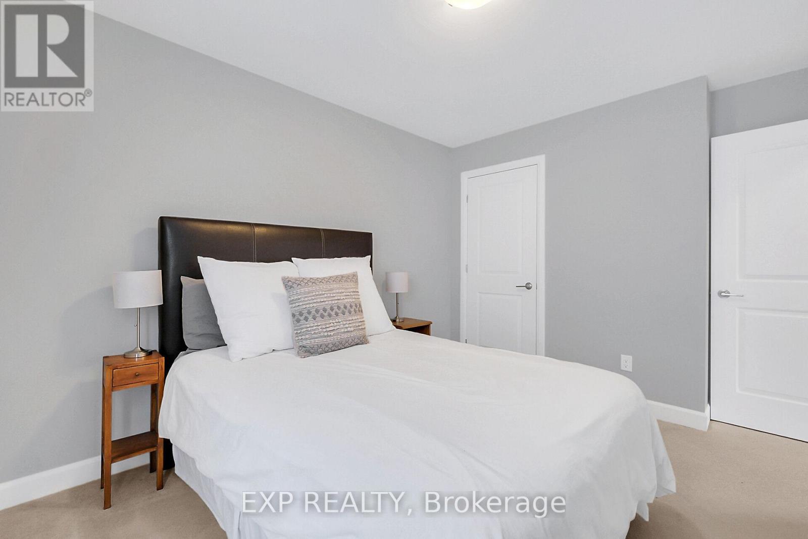 












246 STATION TRAIL

,
Russell,




Ontario
K4R0C9

