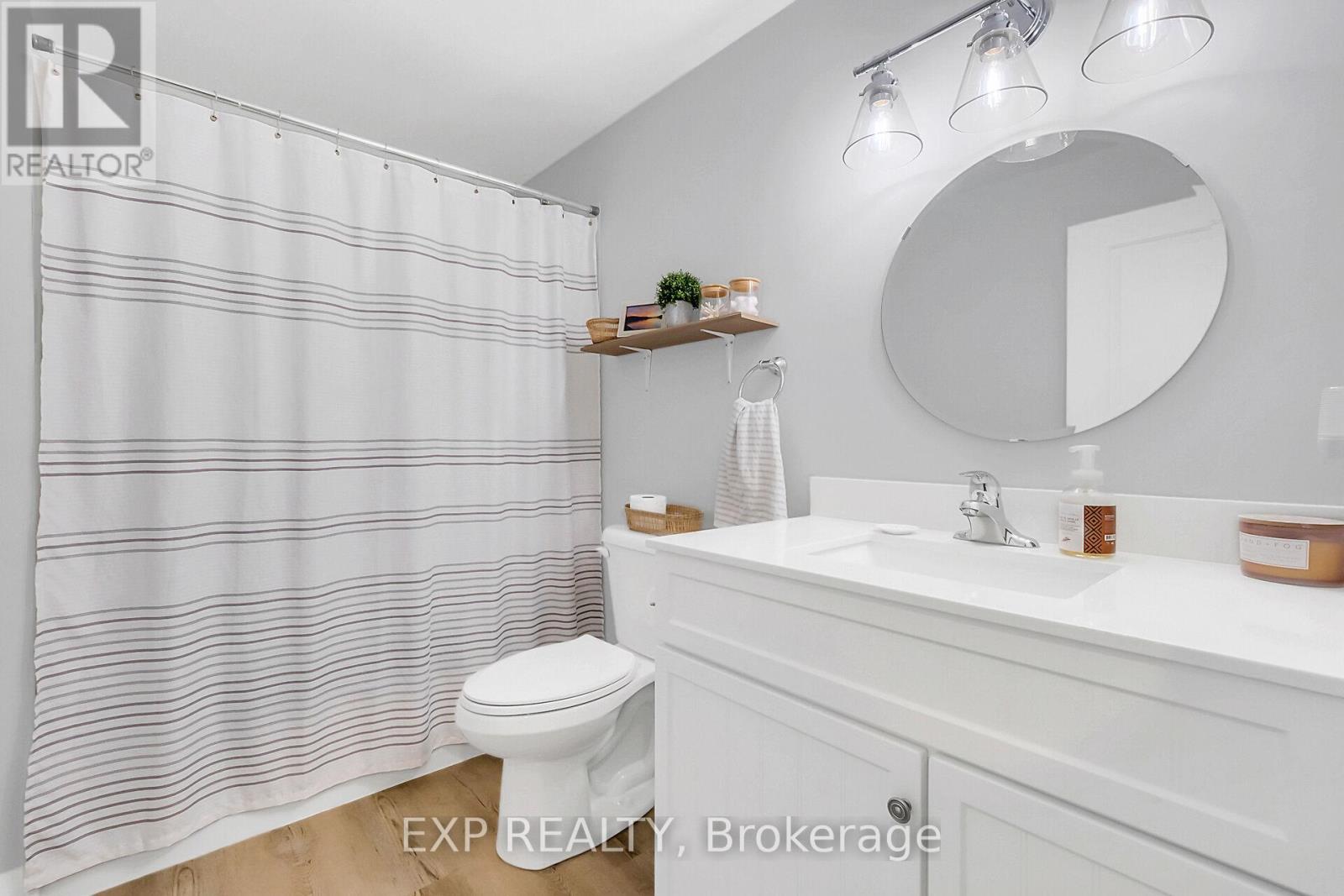 












246 STATION TRAIL

,
Russell,




Ontario
K4R0C9

