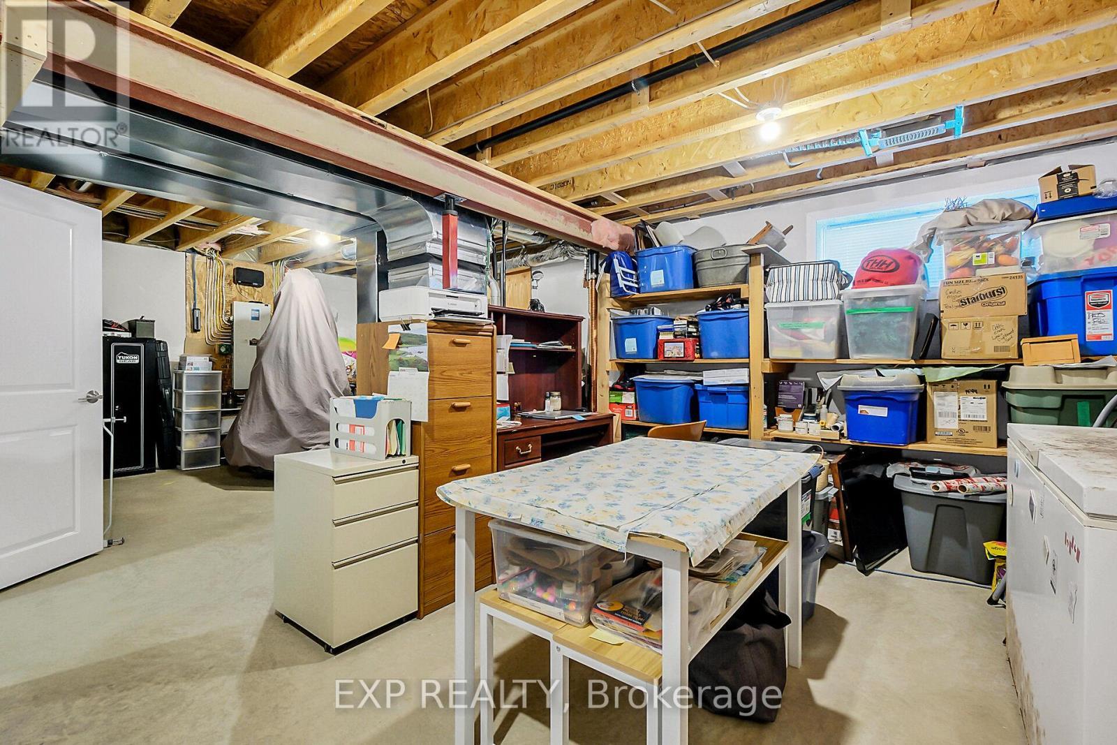 












246 STATION TRAIL

,
Russell,




Ontario
K4R0C9

