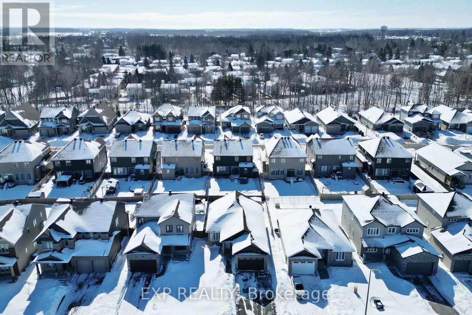 












246 STATION TRAIL

,
Russell,




Ontario
K4R0C9

