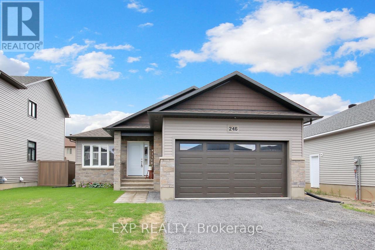 












246 STATION TRAIL

,
Russell,




Ontario
K4R0C9

