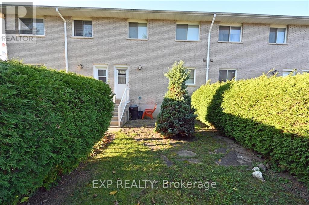 












161-191 ELIZA STREET

,
Prescott,




Ontario
K0E1T0

