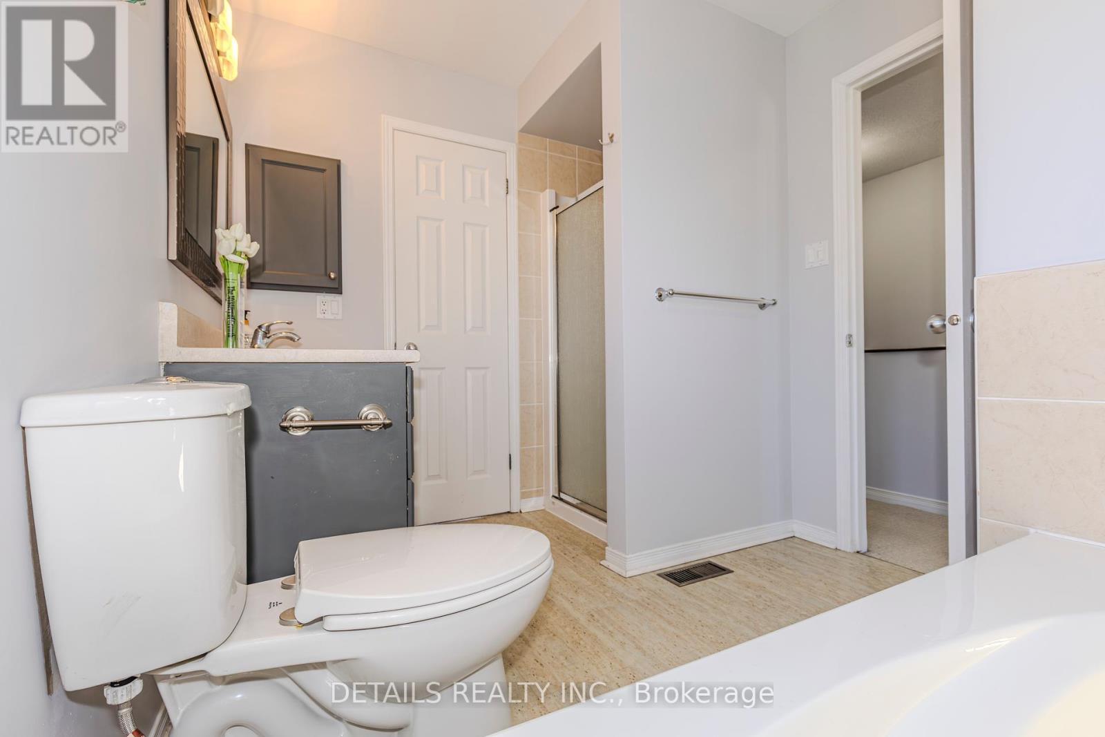 












249 KELTIE PVT

,
Ottawa,




Ontario
K2J0A2

