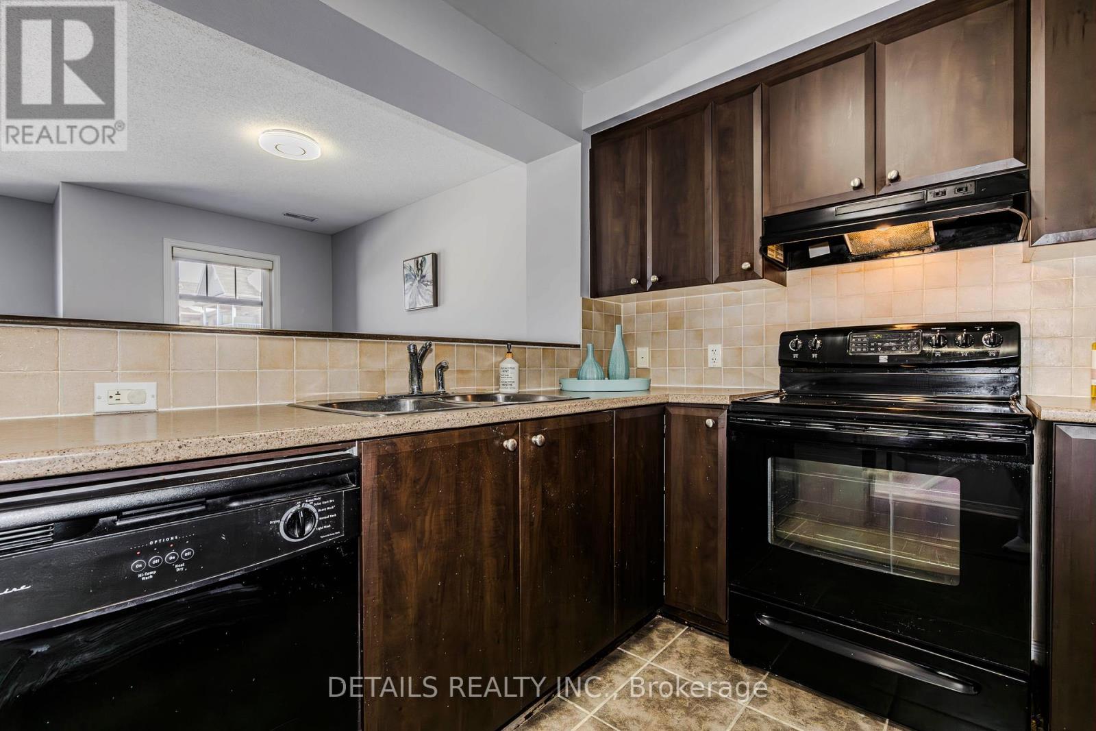 












249 KELTIE PVT

,
Ottawa,




Ontario
K2J0A2

