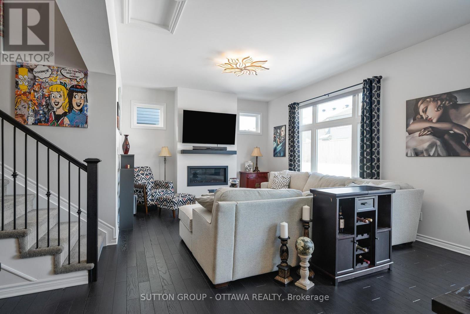 












604 ENCLAVE LANE

,
Clarence-Rockland,




Ontario
K4K0M8

