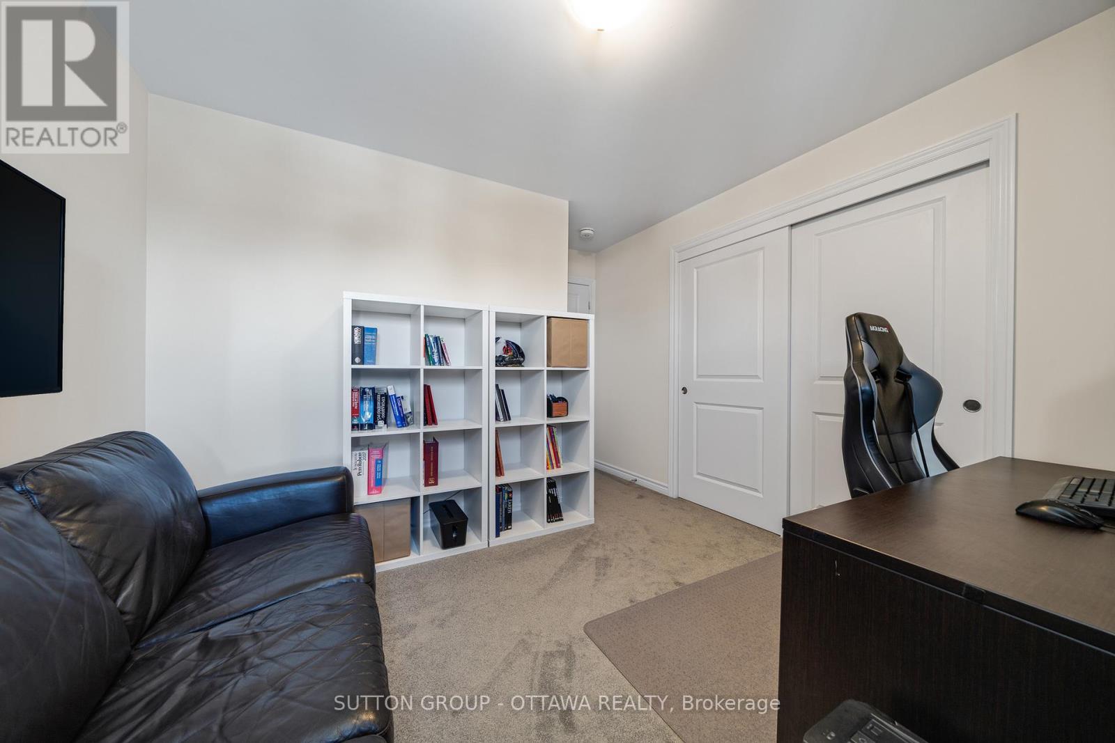 












604 ENCLAVE LANE

,
Clarence-Rockland,




Ontario
K4K0M8

