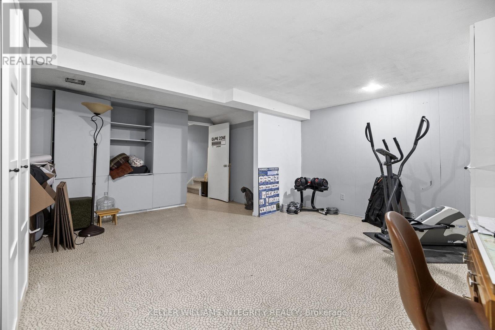 












2013 STONEHENGE CRESCENT

,
Ottawa,




Ontario
K1B4N7

