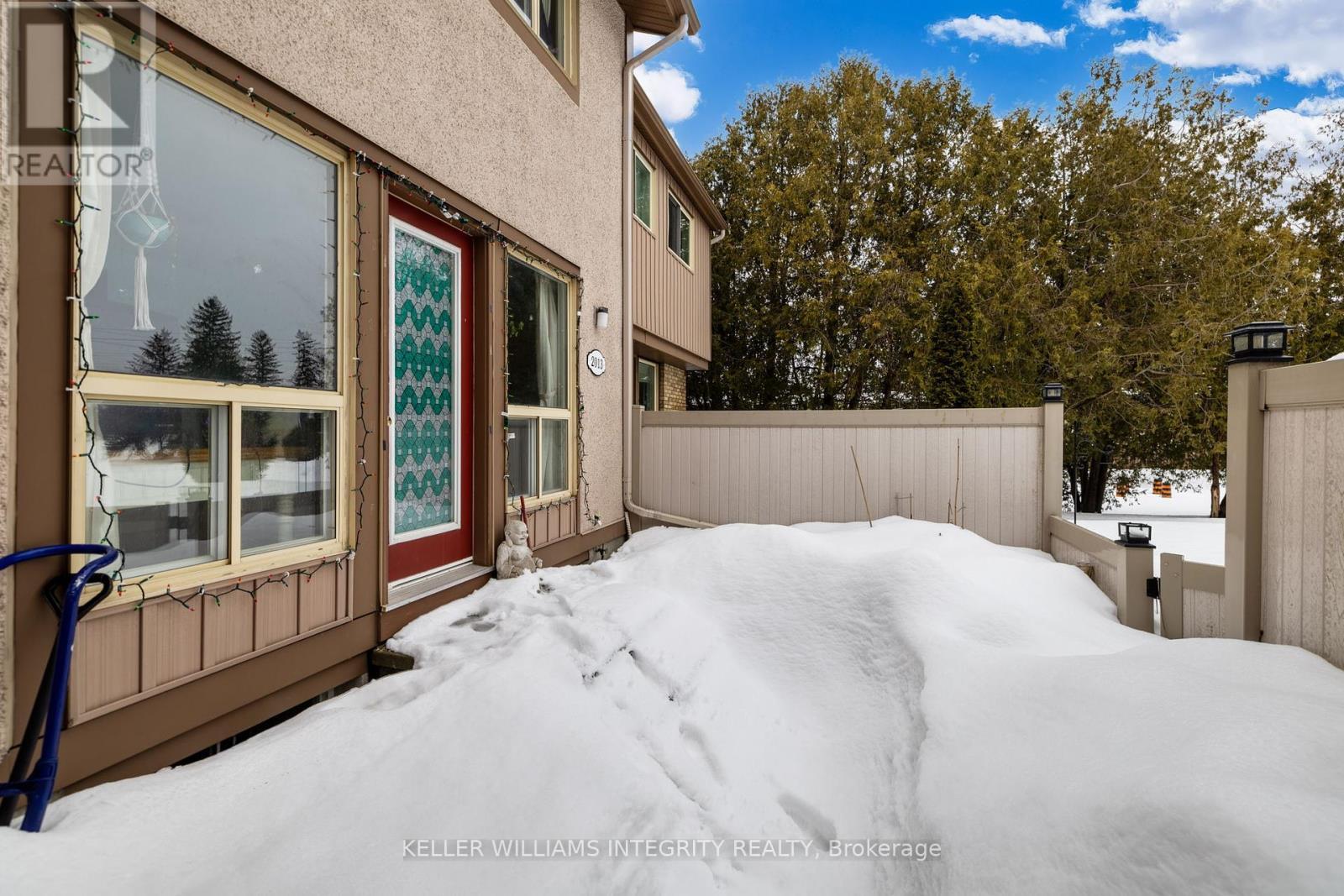 












2013 STONEHENGE CRESCENT

,
Ottawa,




Ontario
K1B4N7

