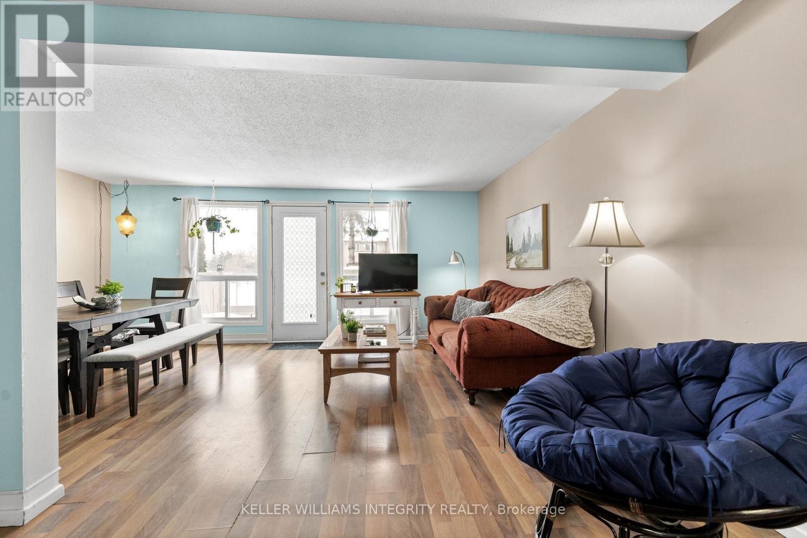 












2013 STONEHENGE CRESCENT

,
Ottawa,




Ontario
K1B4N7

