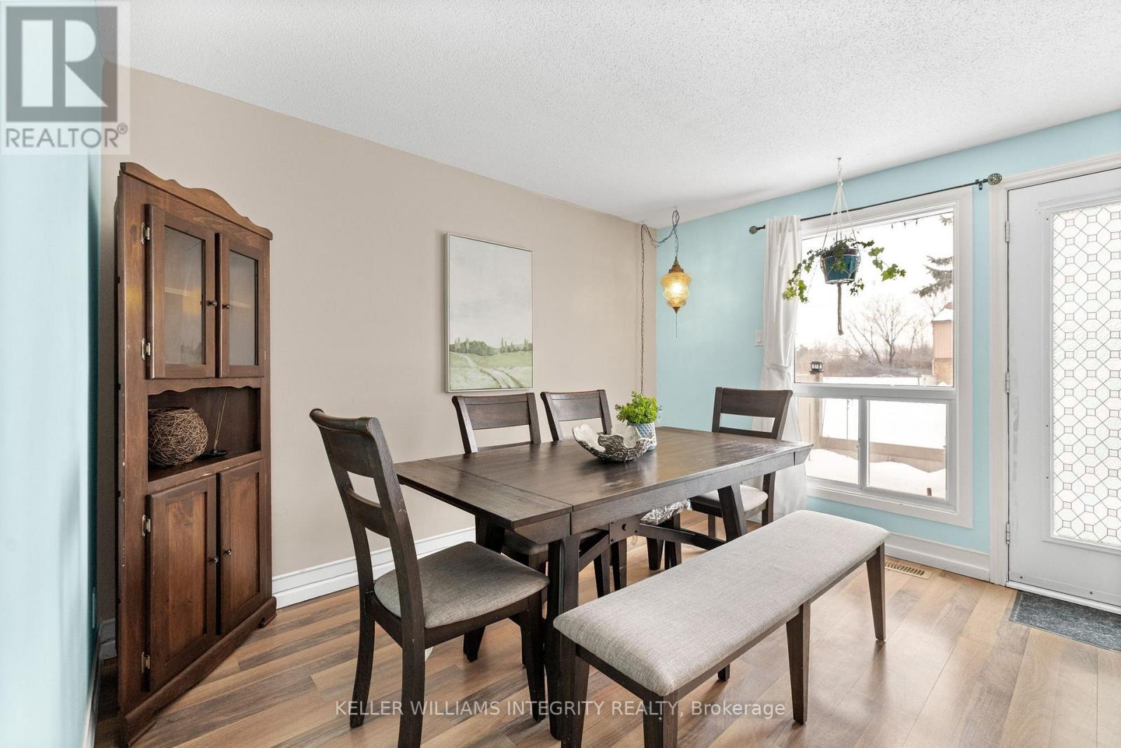 












2013 STONEHENGE CRESCENT

,
Ottawa,




Ontario
K1B4N7

