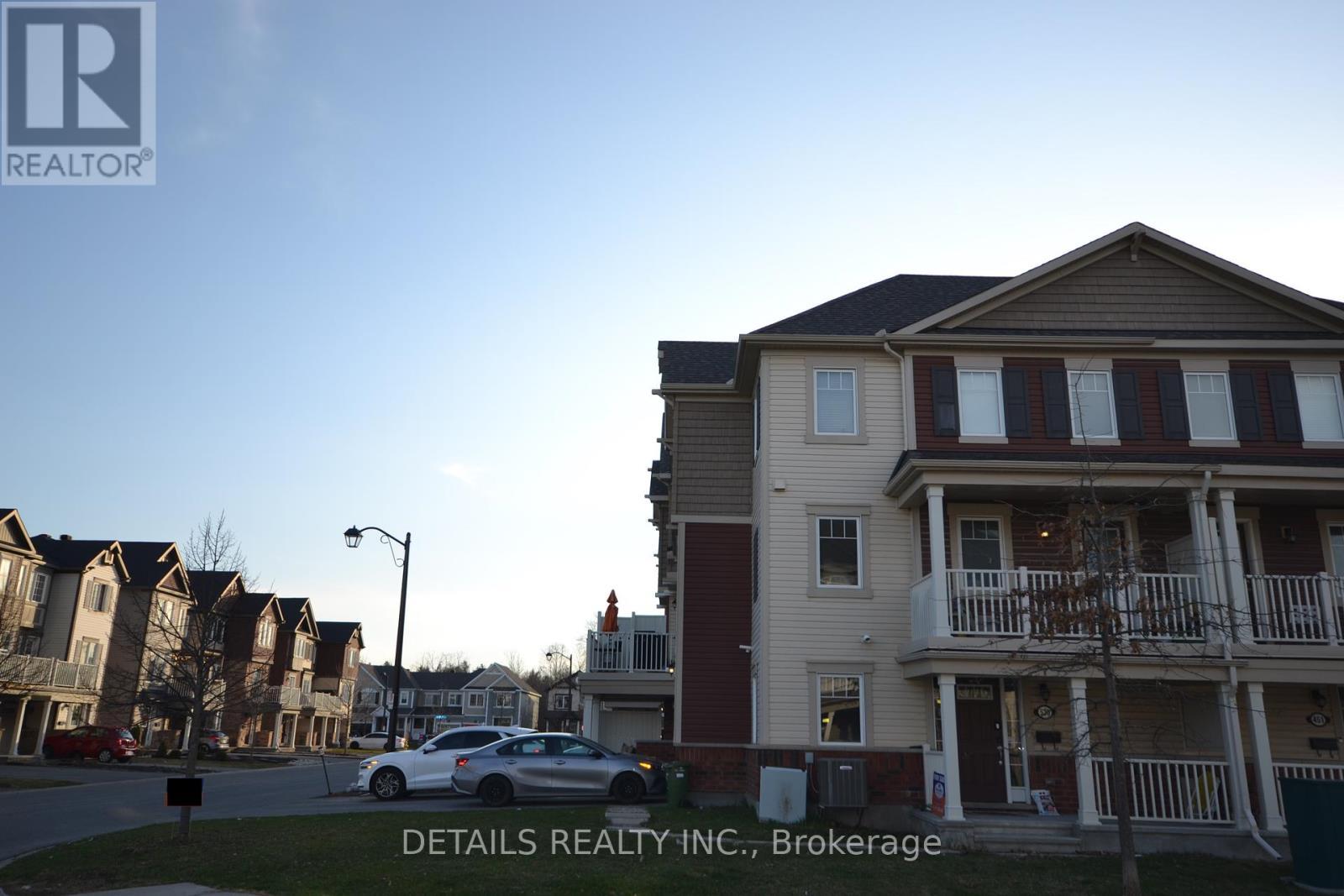 












530 SNOW GOOSE STREET

,
Ottawa,




Ontario
K2J6C8

