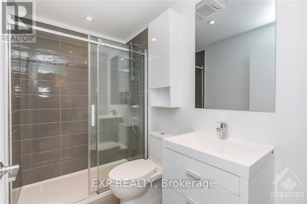 












1903 - 20 DALY AVENUE

,
Ottawa,




Ontario
K1N0C6

