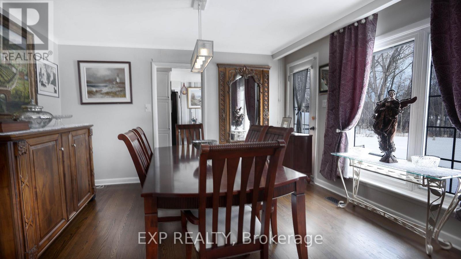 












4003 RIDEAU VALLEY DRIVE N

,
Ottawa,




Ontario
K4M0T8

