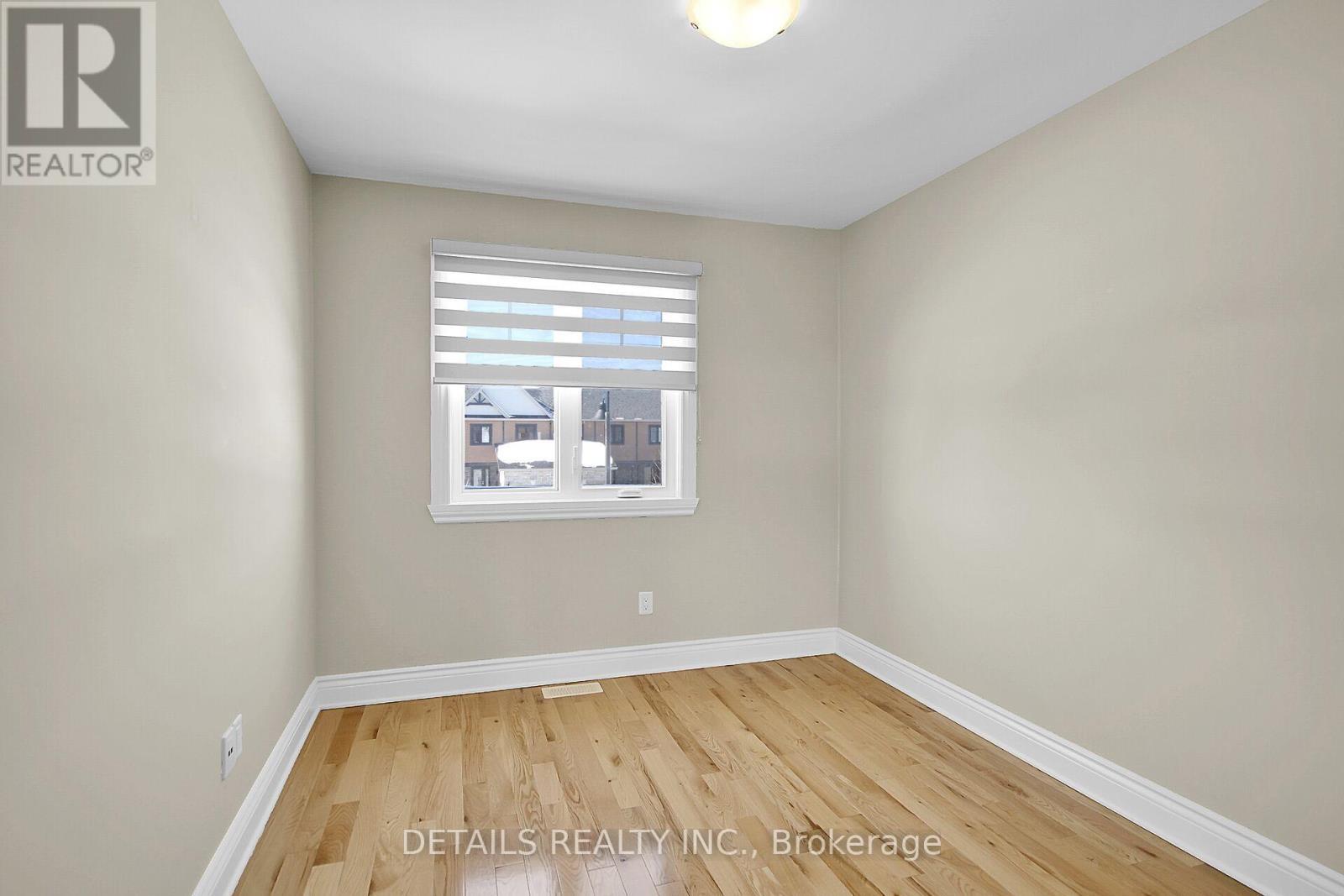 












357 TWILIGHT AVENUE

,
Russell,




Ontario
K4R0E3


