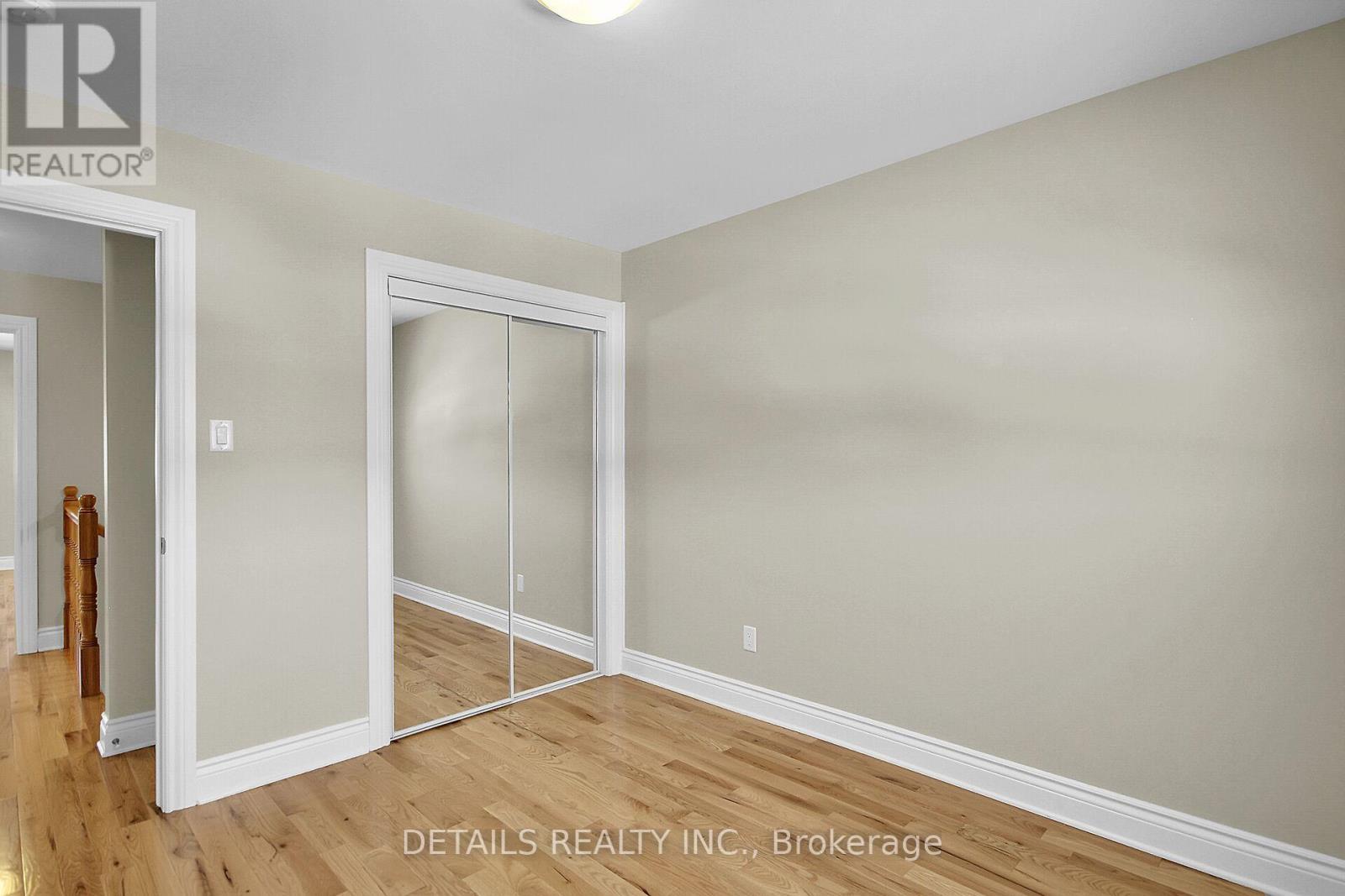 












357 TWILIGHT AVENUE

,
Russell,




Ontario
K4R0E3

