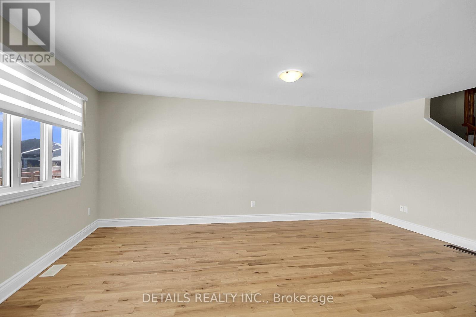 












357 TWILIGHT AVENUE

,
Russell,




Ontario
K4R0E3

