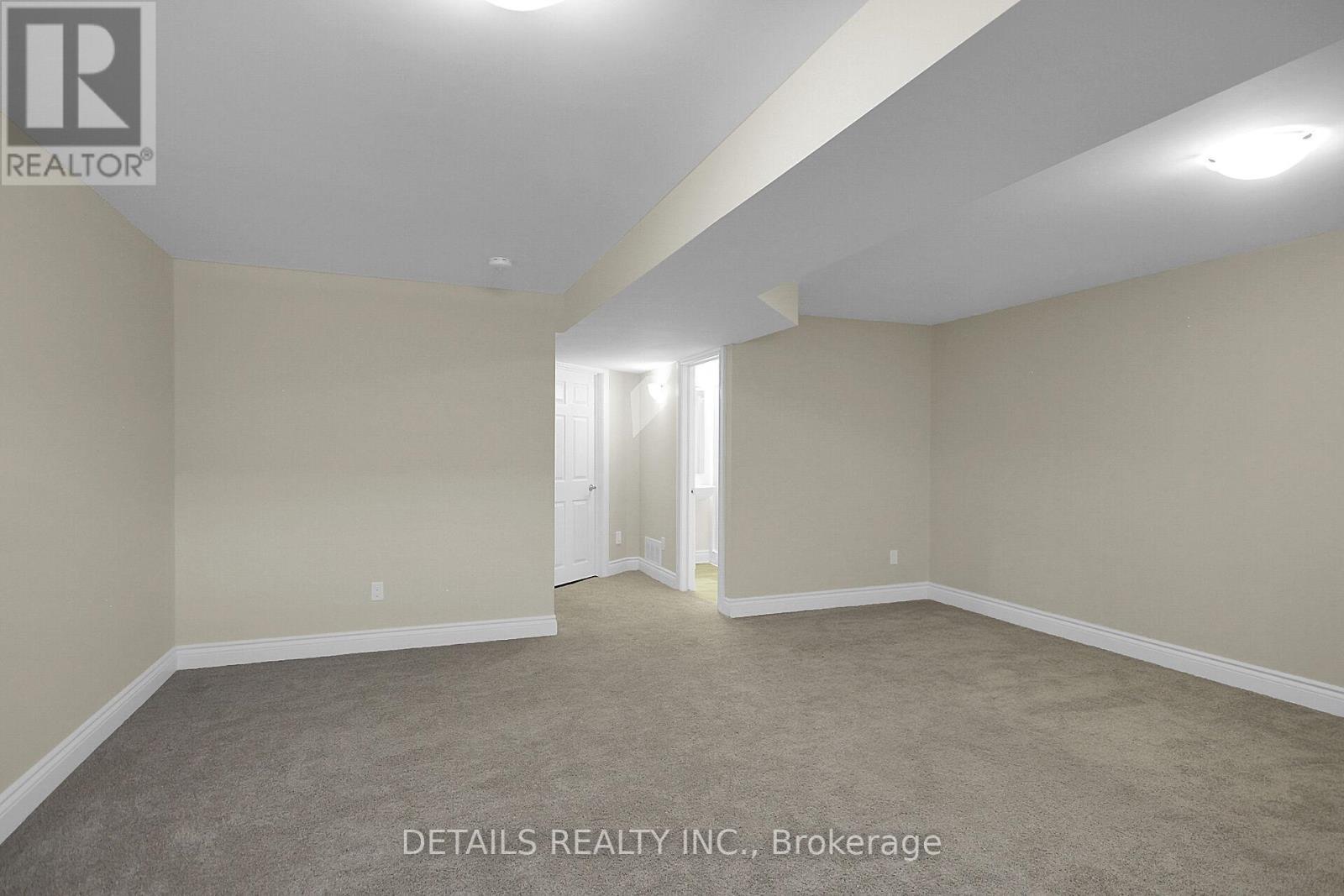 












357 TWILIGHT AVENUE

,
Russell,




Ontario
K4R0E3

