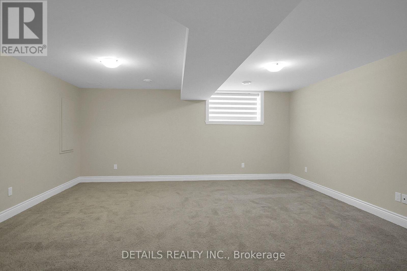 












357 TWILIGHT AVENUE

,
Russell,




Ontario
K4R0E3

