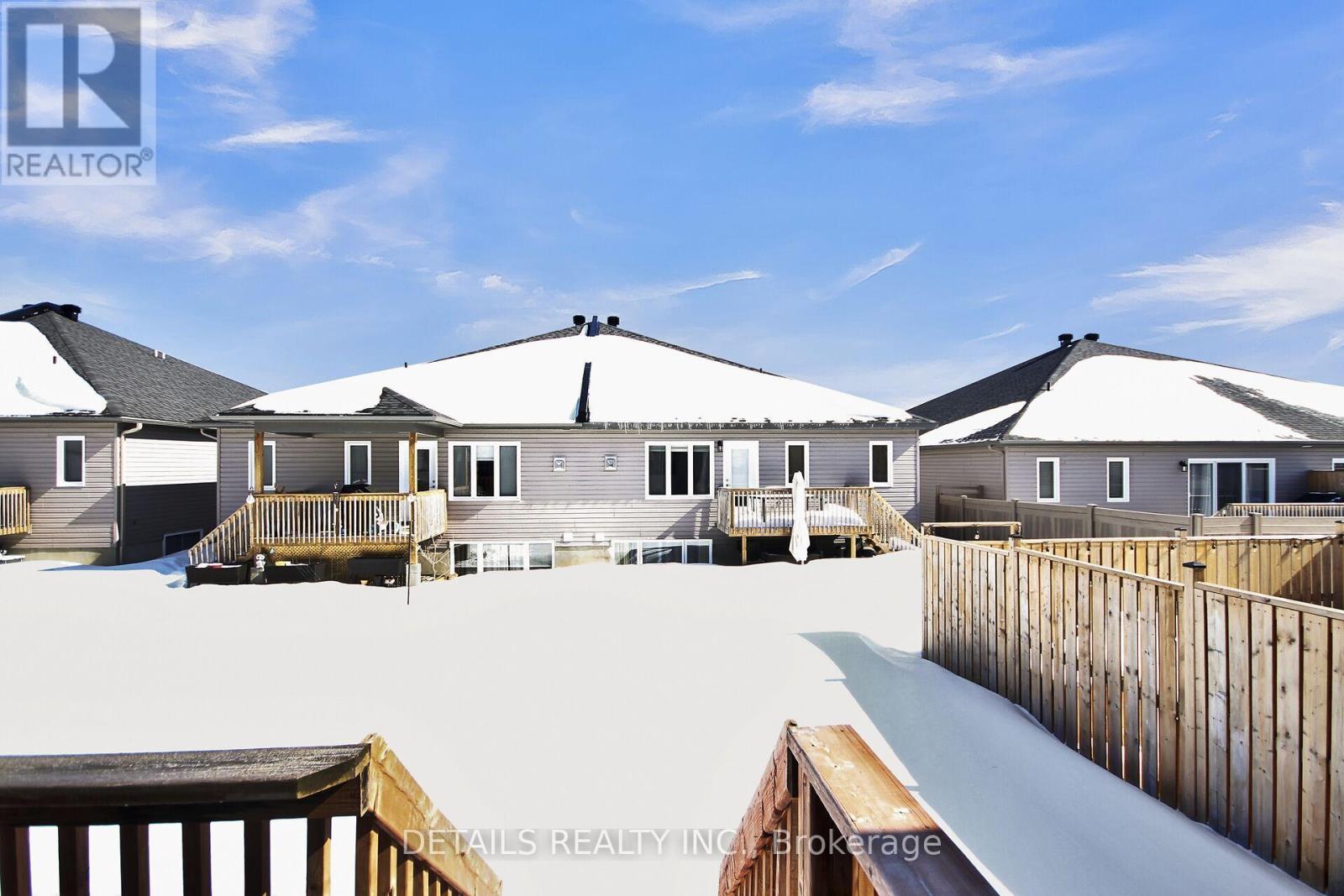 












357 TWILIGHT AVENUE

,
Russell,




Ontario
K4R0E3

