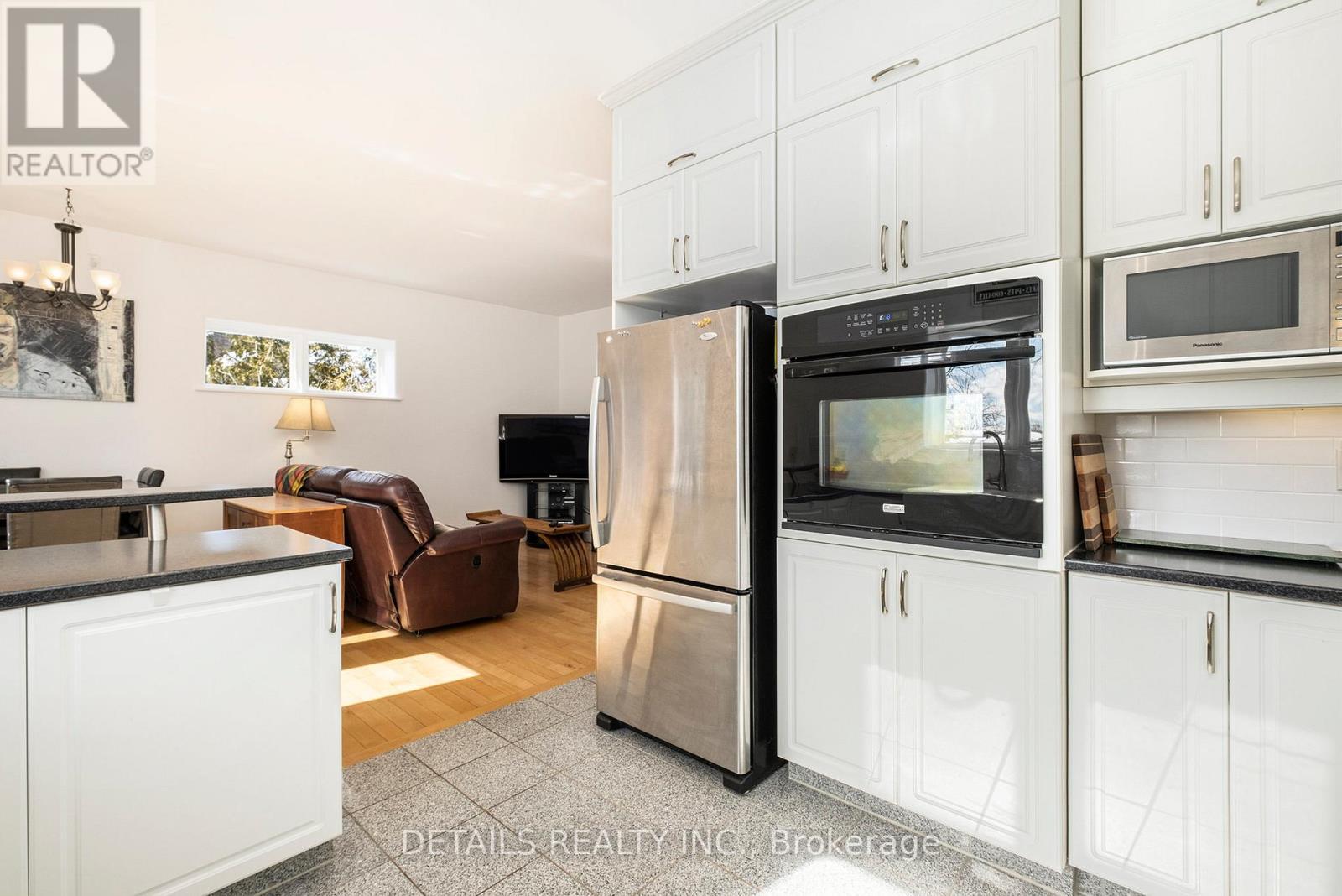 












8 ALMA STREET E

,
North Grenville,




Ontario
K0G1J0

