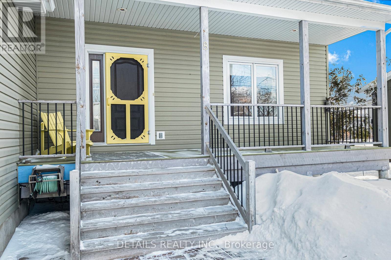 












8 ALMA STREET E

,
North Grenville,




Ontario
K0G1J0


