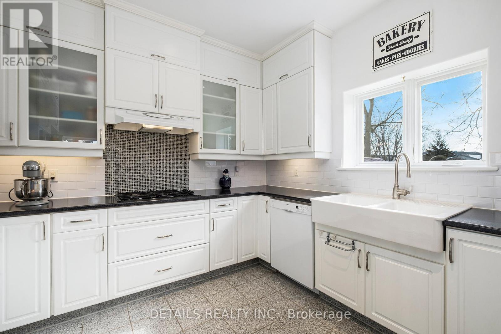 












8 ALMA STREET E

,
North Grenville,




Ontario
K0G1J0

