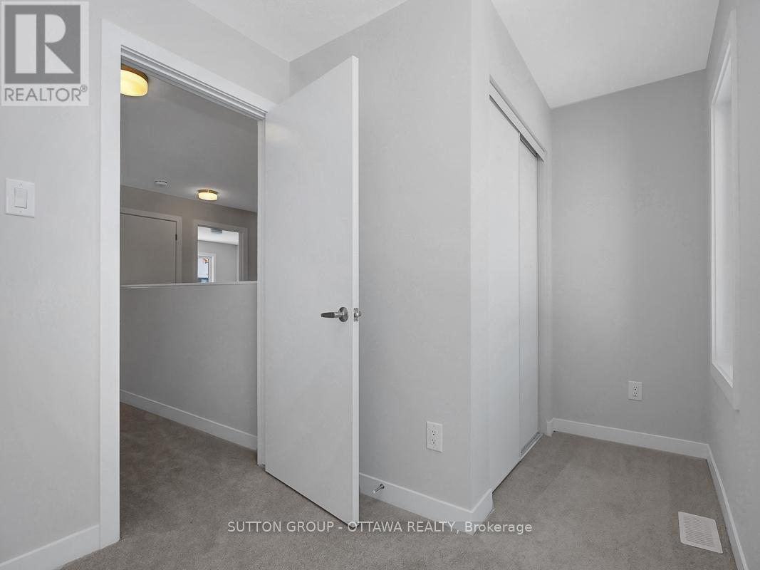 












173 CONSERVANCY DRIVE

,
Ottawa,




Ontario
K2J7L8

