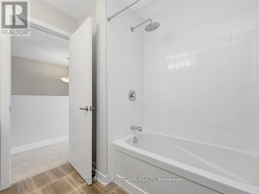 












173 CONSERVANCY DRIVE

,
Ottawa,




Ontario
K2J7L8

