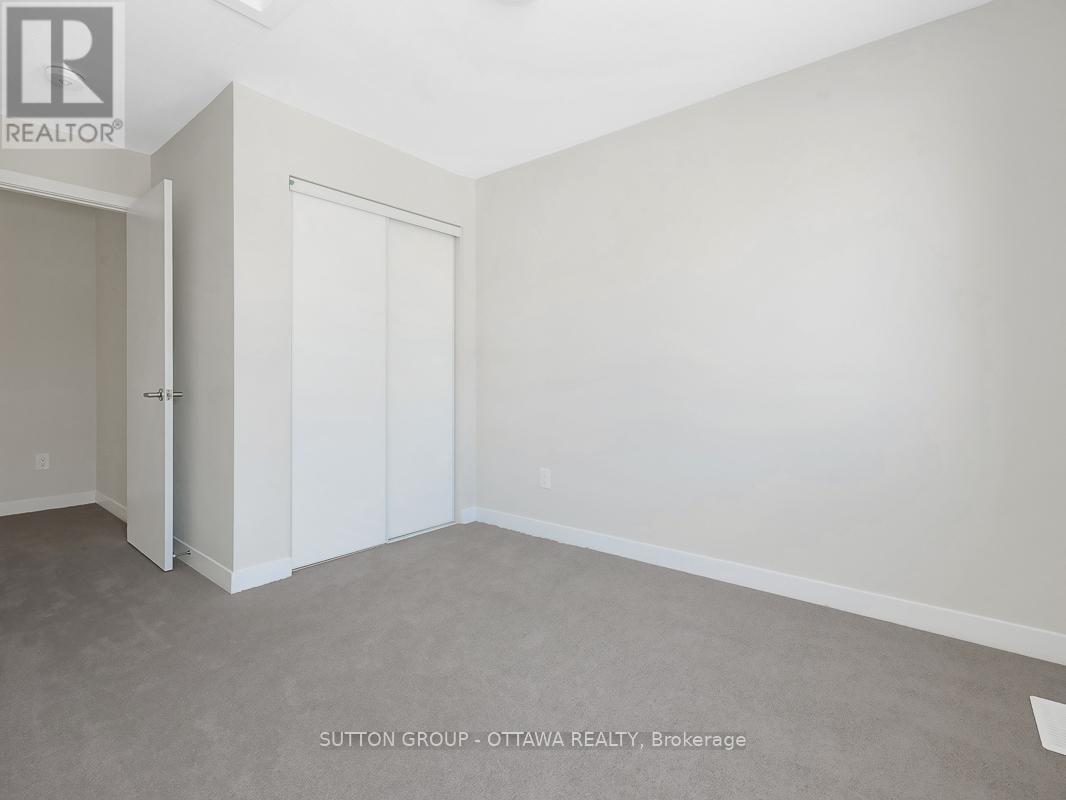 












173 CONSERVANCY DRIVE

,
Ottawa,




Ontario
K2J7L8

