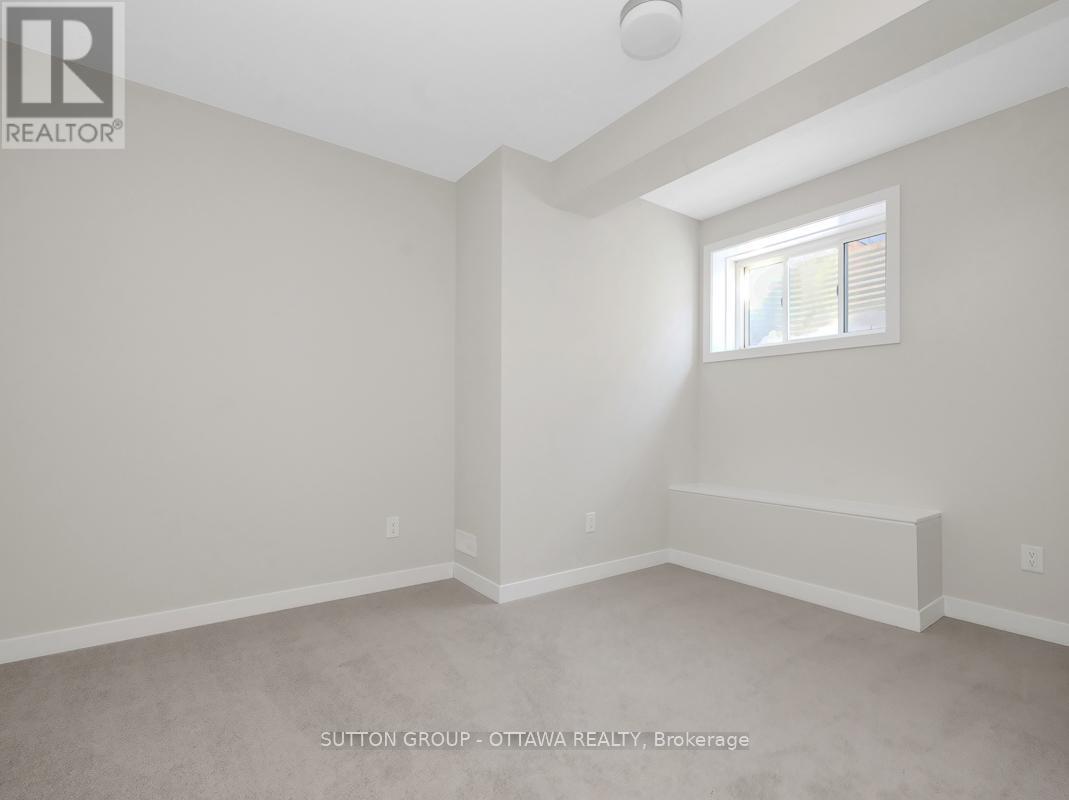 












173 CONSERVANCY DRIVE

,
Ottawa,




Ontario
K2J7L8

