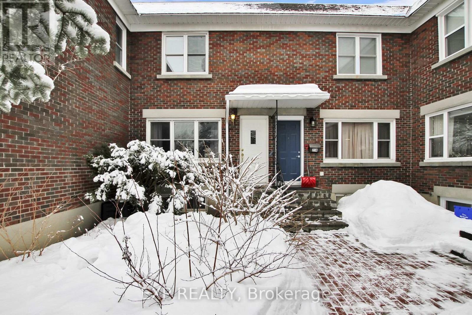 












212 WESTHAVEN CRESCENT

,
Ottawa,




Ontario
K1Z7G3


