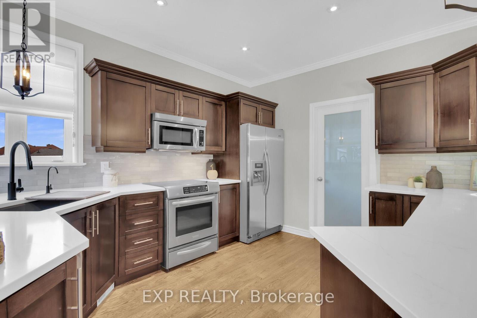 












6654 STILLWOOD DRIVE

,
Ottawa,




Ontario
K0A2T0

