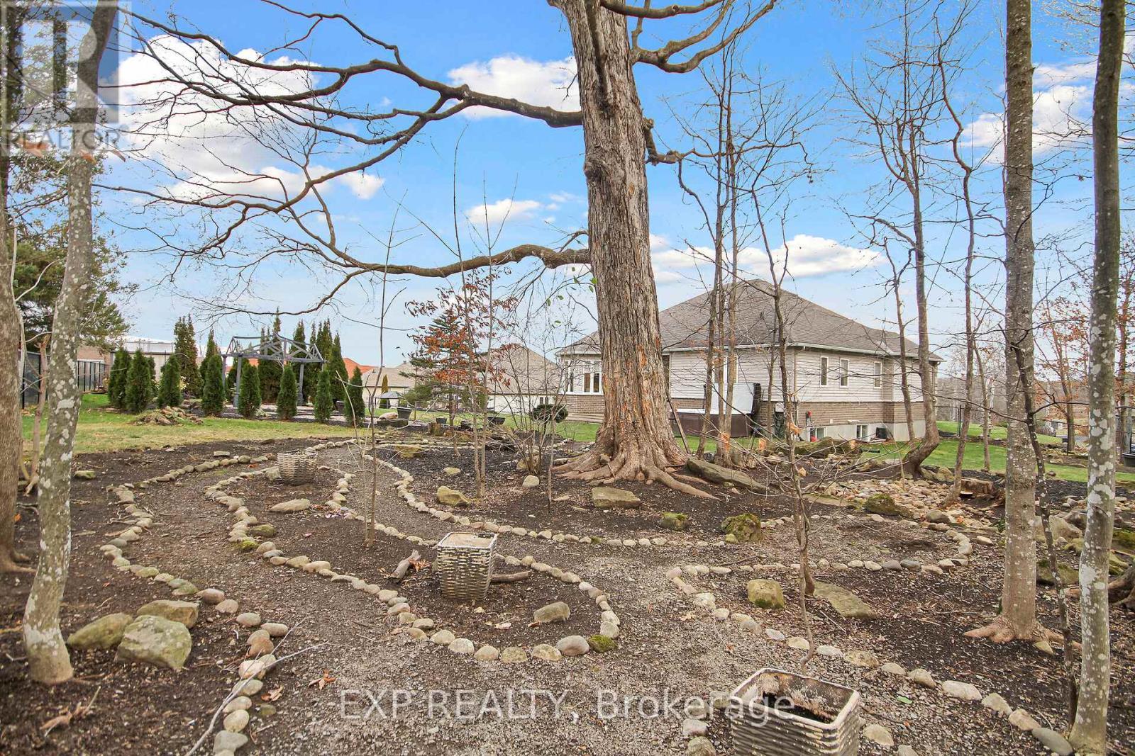 












6654 STILLWOOD DRIVE

,
Ottawa,




Ontario
K0A2T0


