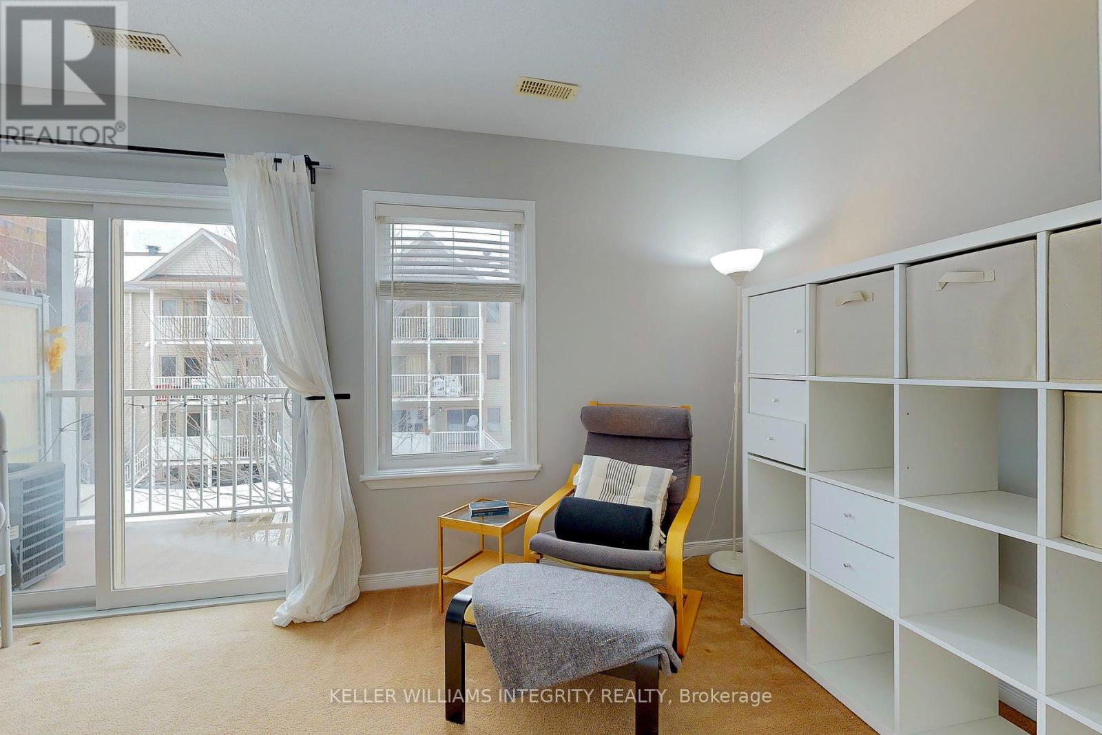 












10 - 638 REARDON

,
Ottawa,




Ontario
K1V2K9

