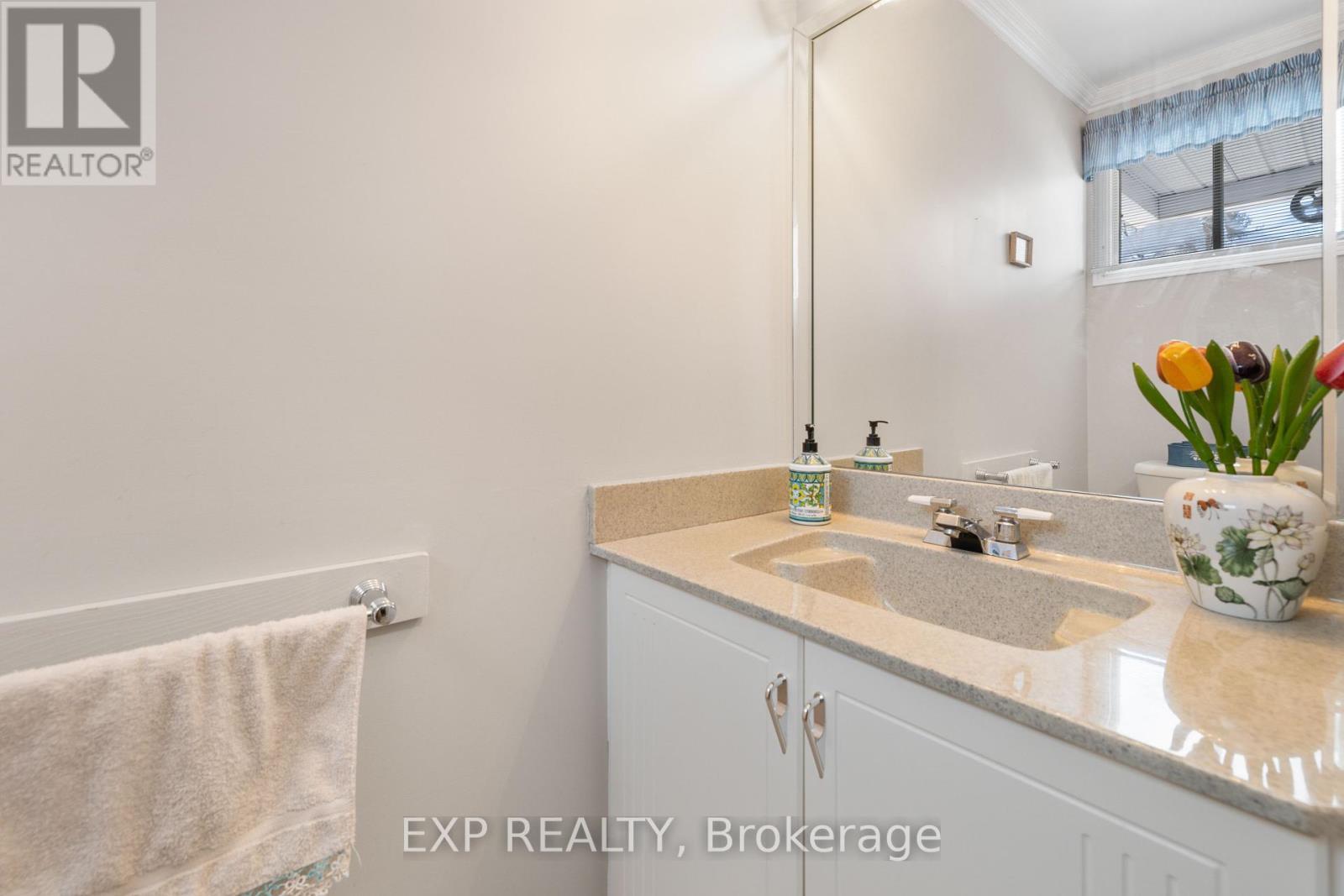 












1595 DU PARC AVENUE

,
Clarence-Rockland,




Ontario
K4K1C3

