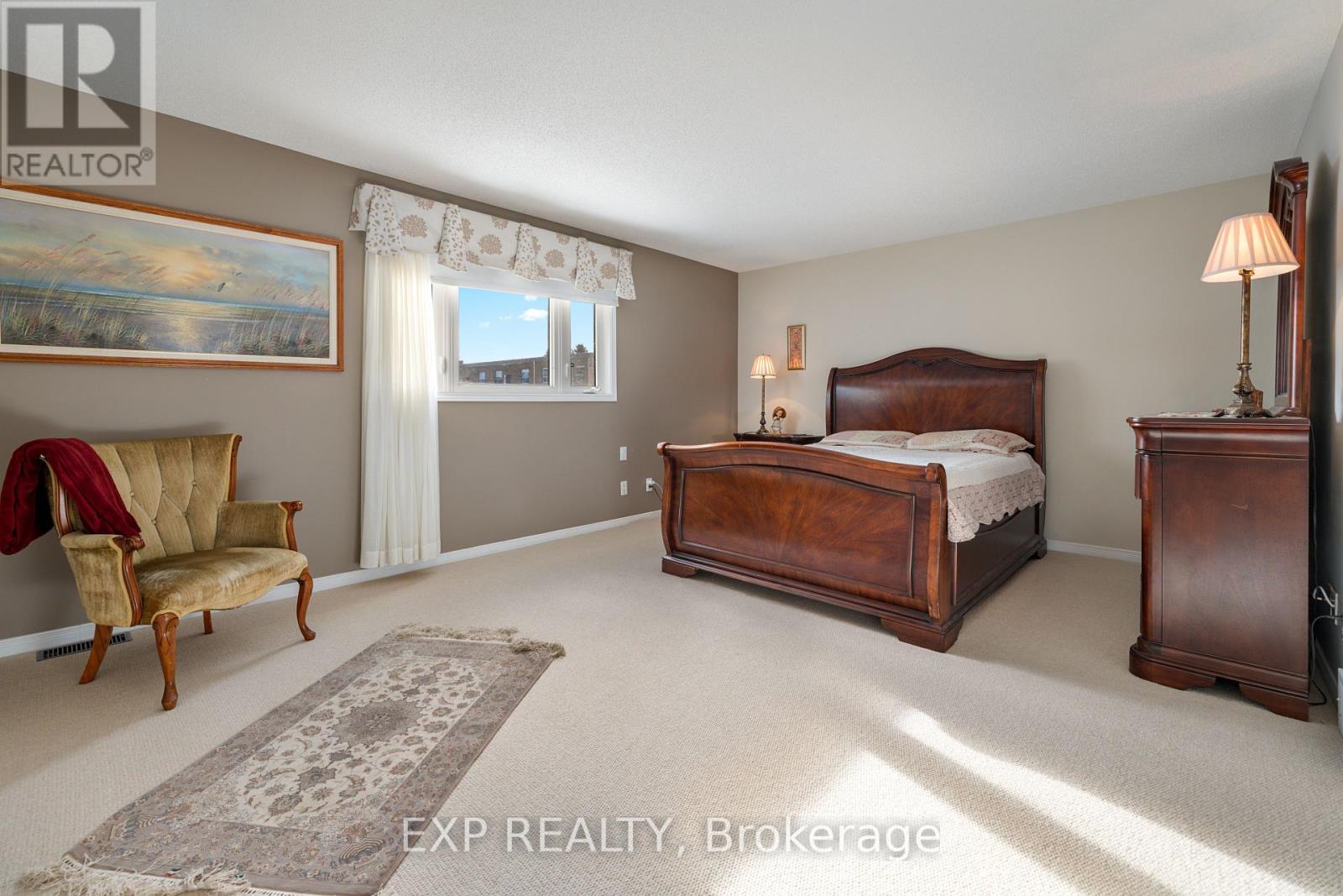 












1595 DU PARC AVENUE

,
Clarence-Rockland,




Ontario
K4K1C3

