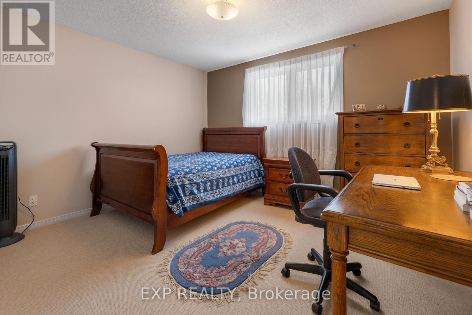 












1595 DU PARC AVENUE

,
Clarence-Rockland,




Ontario
K4K1C3

