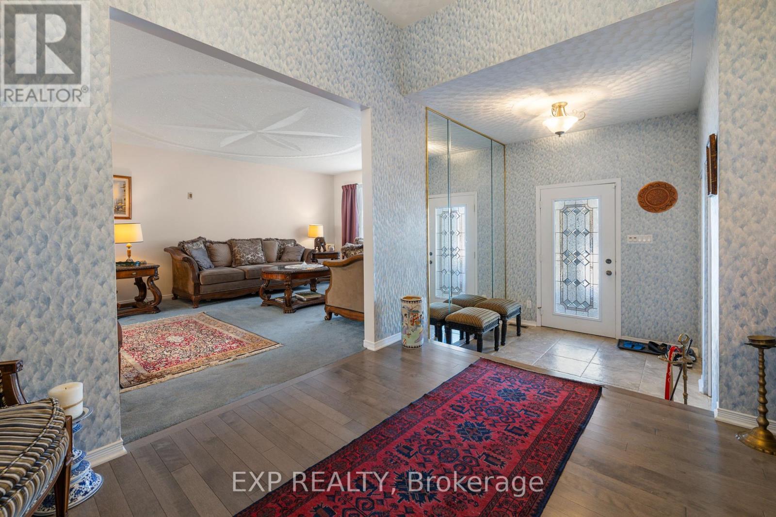 












1595 DU PARC AVENUE

,
Clarence-Rockland,




Ontario
K4K1C3

