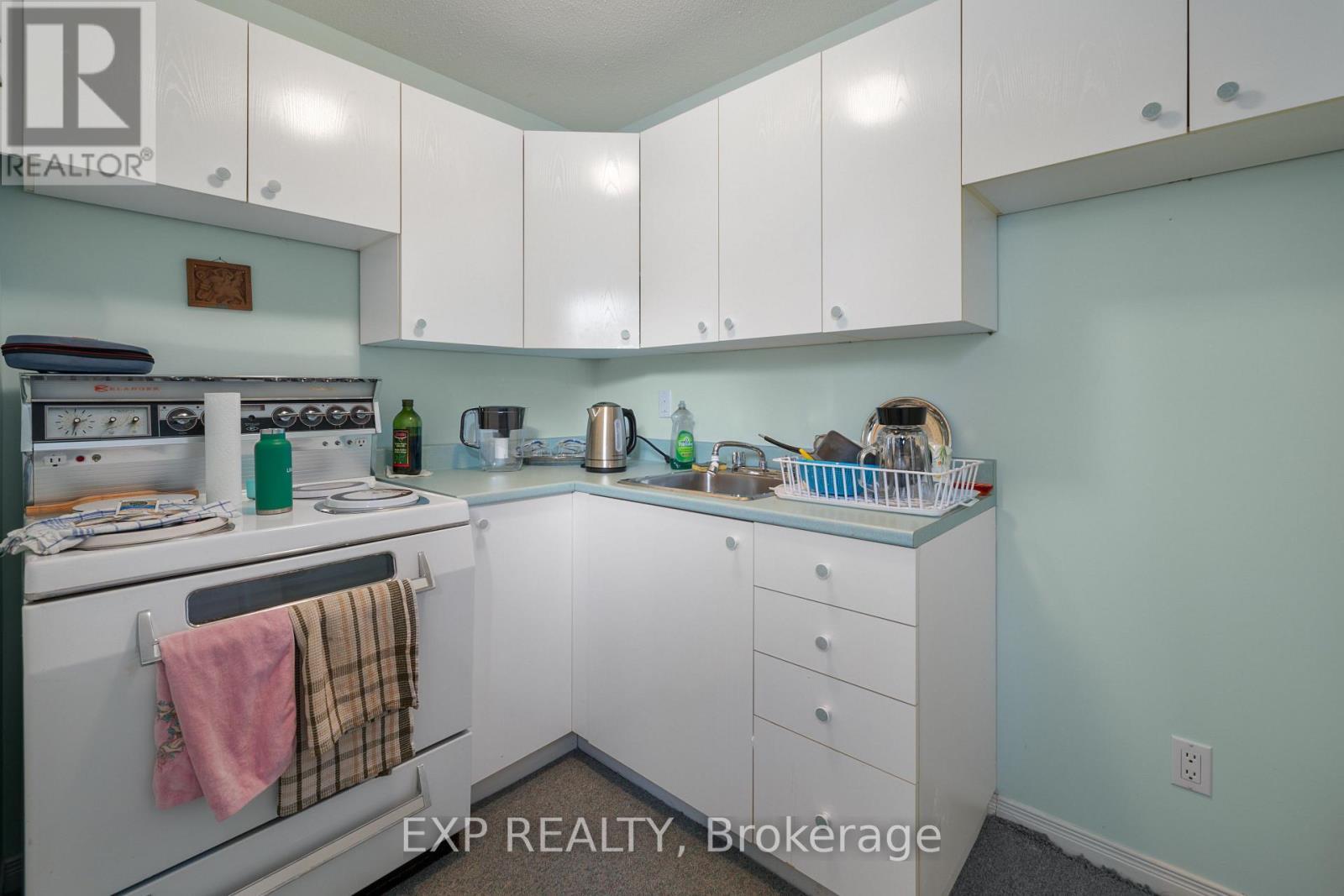 












1595 DU PARC AVENUE

,
Clarence-Rockland,




Ontario
K4K1C3

