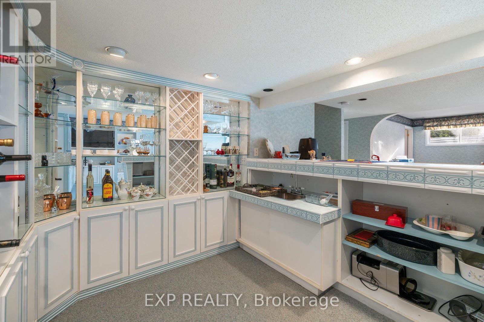 












1595 DU PARC AVENUE

,
Clarence-Rockland,




Ontario
K4K1C3


