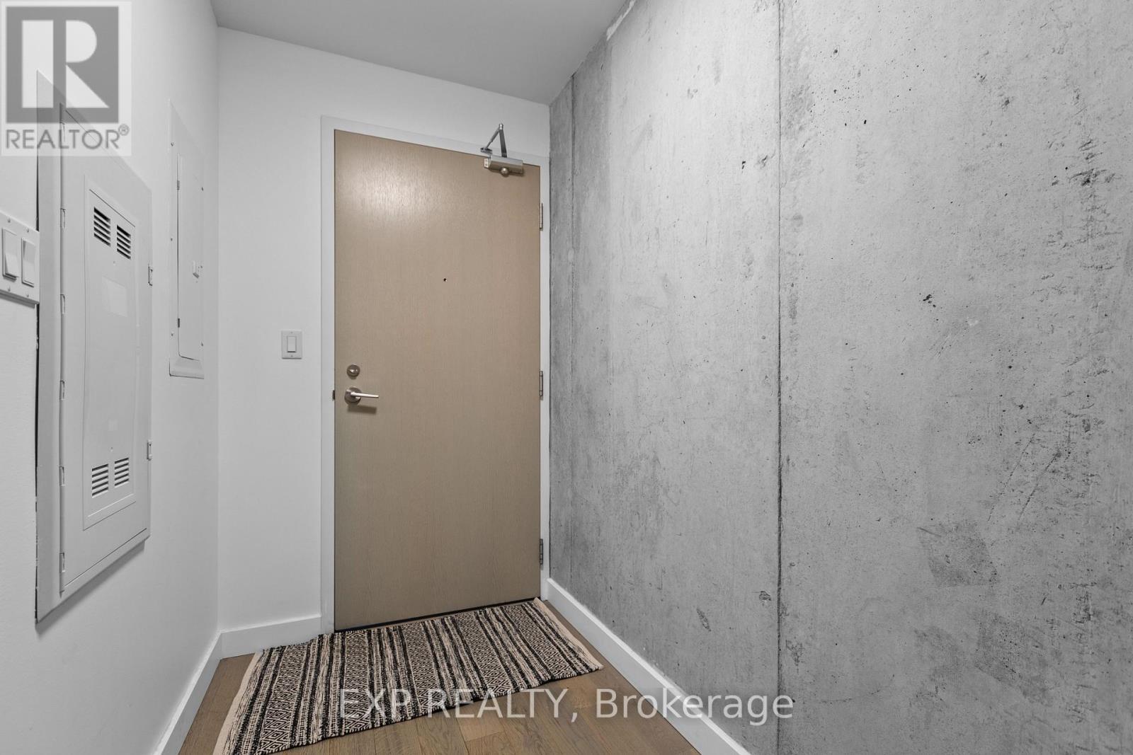 












1513 - 224 LYON STREET N

,
Ottawa,




Ontario
K1R0C1

