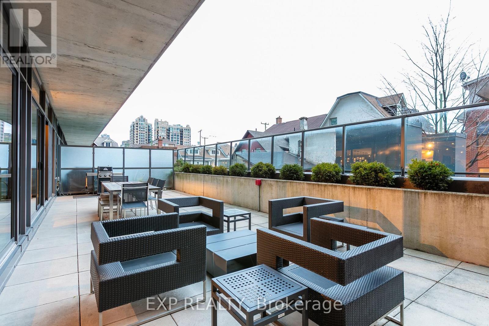 












1513 - 224 LYON STREET N

,
Ottawa,




Ontario
K1R0C1

