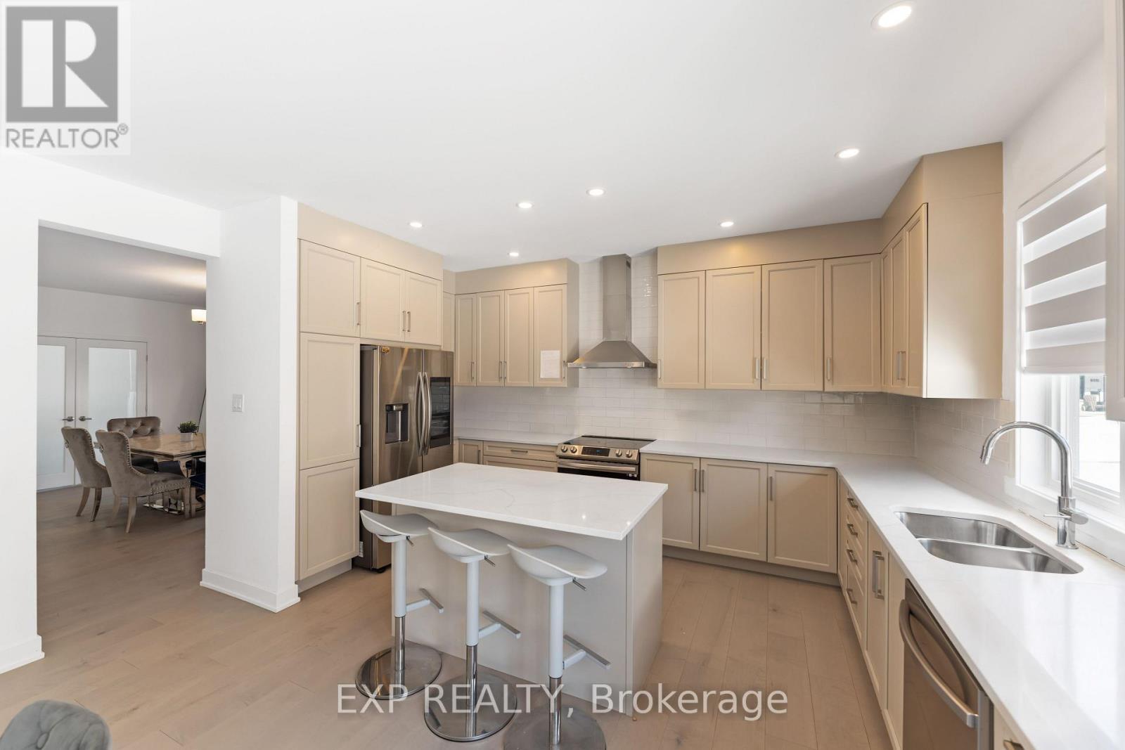 












511 ADANE WAY

,
Ottawa,




Ontario
K4M0L6

