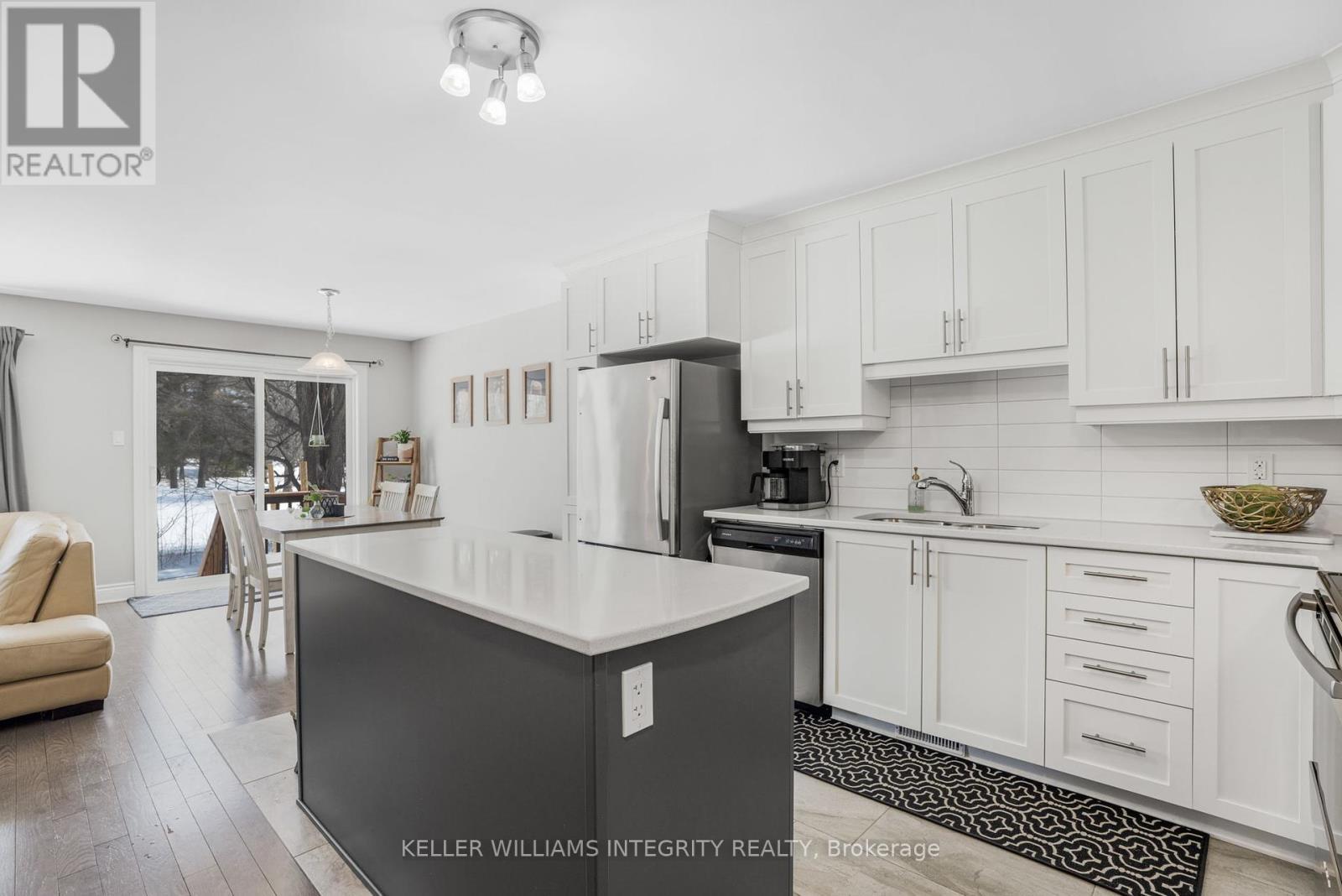 












229 DION AVENUE

,
Clarence-Rockland,




Ontario
K4K0M2

