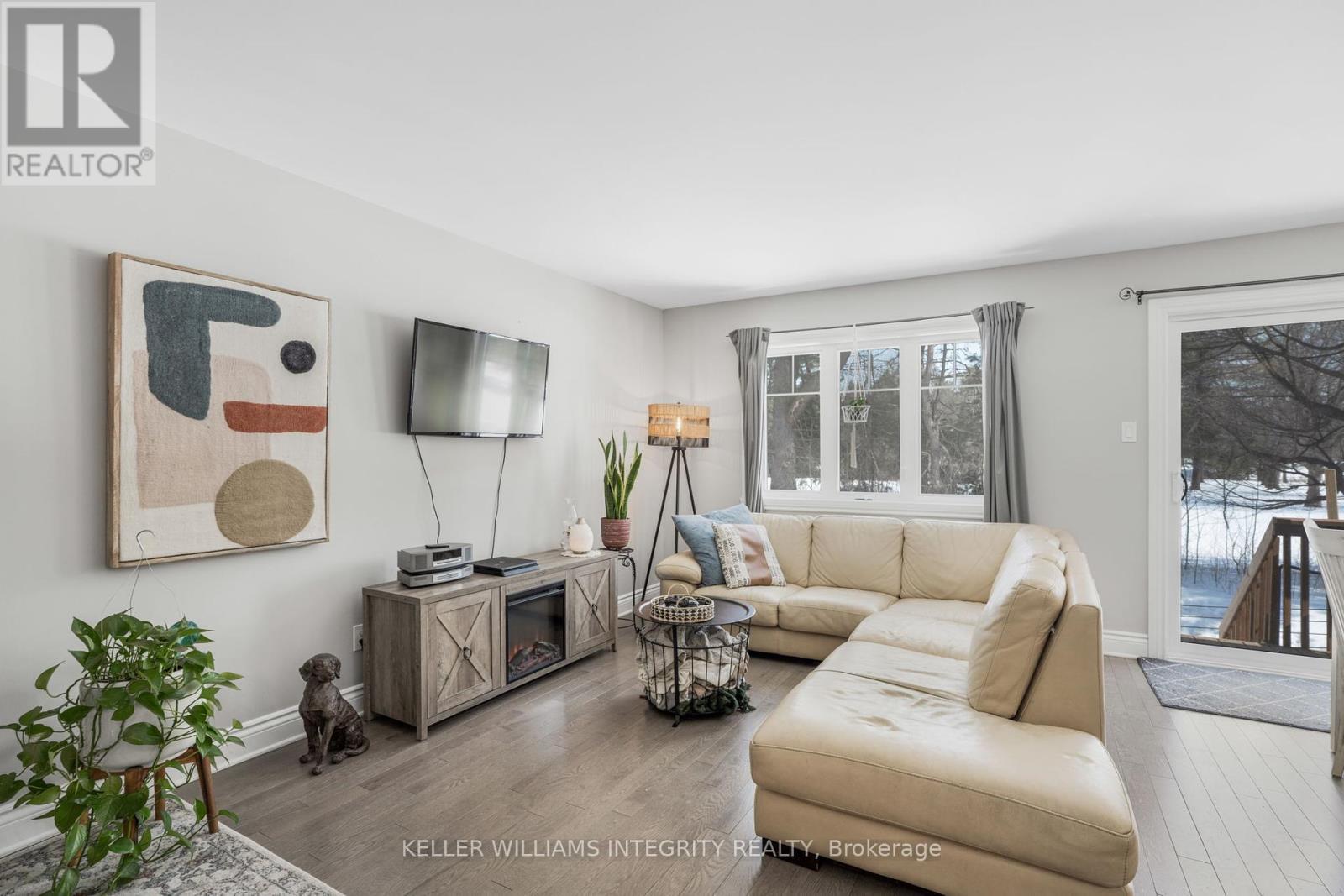 












229 DION AVENUE

,
Clarence-Rockland,




Ontario
K4K0M2

