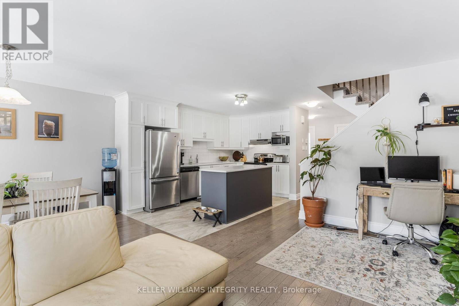 












229 DION AVENUE

,
Clarence-Rockland,




Ontario
K4K0M2


