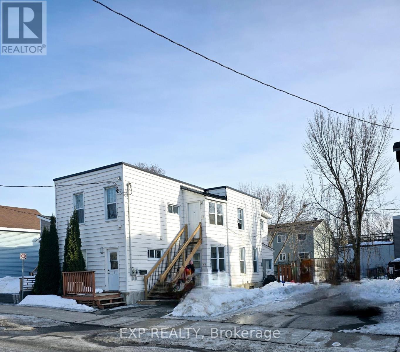 












210 - 208 ETHEL STREET

,
Ottawa,




Ontario
K1L5X2


